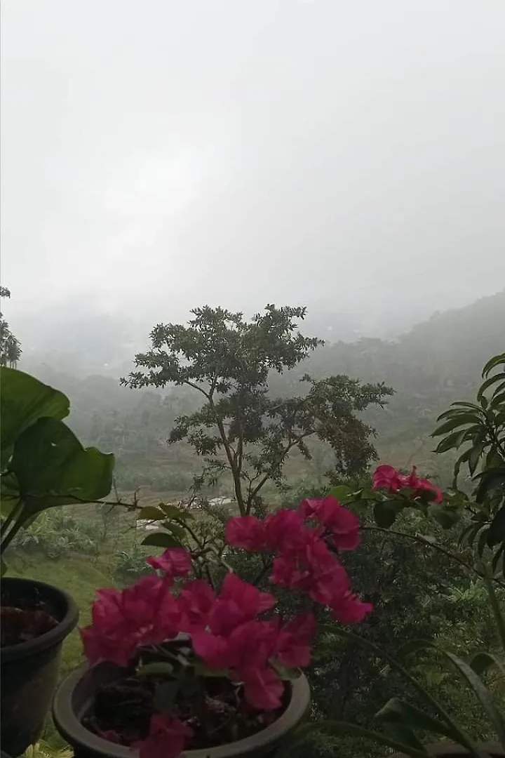 Kandy Ivy Mountain View Resort 0*,